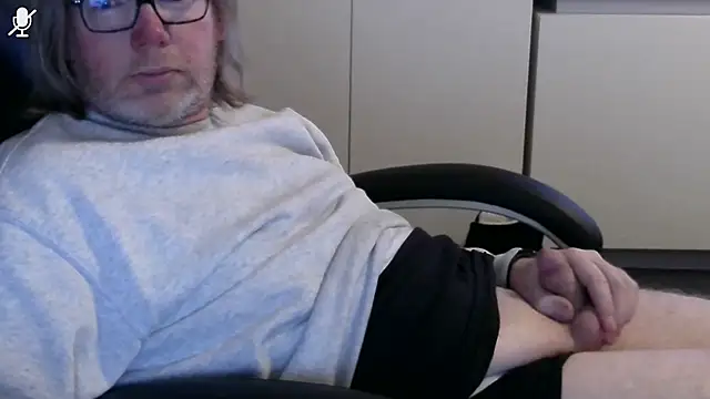 Snapshot of VSteph chatting on May 2026 08:48:02 PM VSteph online show from May 2026 08:48:02 PM