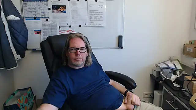 Snapshot of VSteph chatting on June 2026 05:36:02 PM VSteph online show from June 2026 05:36:02 PM
