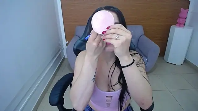 Chinatsu t online show from September 2025 12:42:01 PM