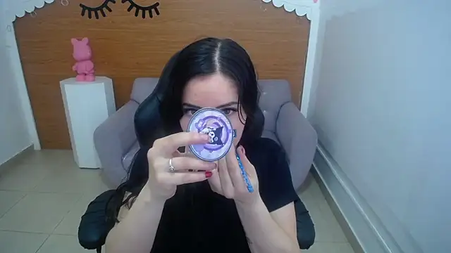 Chinatsu t online show from November 2025 12:39:02 PM