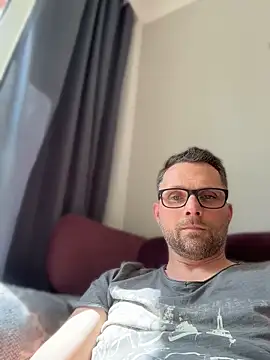 Snapshot of Perry_devot chatting on June 2026 01:42:02 PM Perry devot online show from June 2026 01:42:02 PM