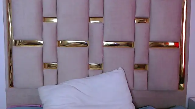 nina carther online show from November 2025 11:09:02 AM