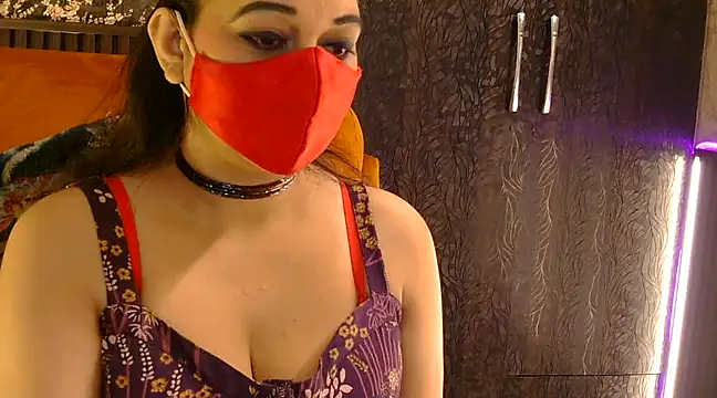 fabdemira online show from February 2025 06:51:01 PM