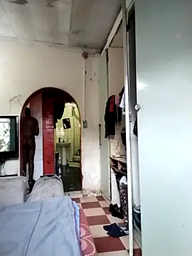 Polygamist online show from September 2025 05:07:01 AM