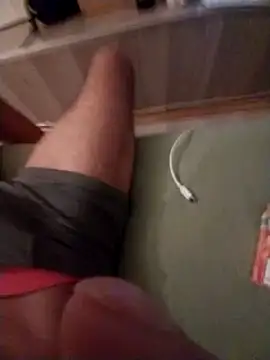 Snapshot of boysexy350 chatting on January 2025 12:11:01 AM boysexy350 online show from January 2025 12:11:01 AM