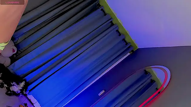 gatitavenecis online show from March 2025 09:35:02 AM