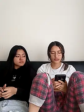 Gabby and Alice online show from February 2025 06:31:01 PM