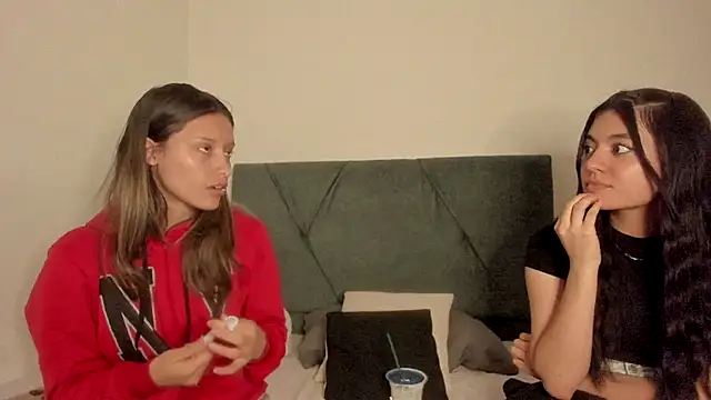 Gabby and Alice online show from October 2025 04:41:01 PM