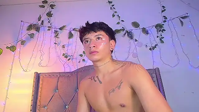 daimond 01 online show from February 2025 04:37:01 AM