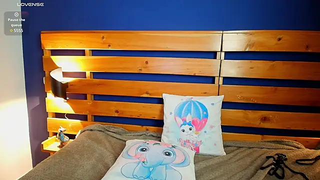 stefania lerner online show from December 2024 06:38:01 PM