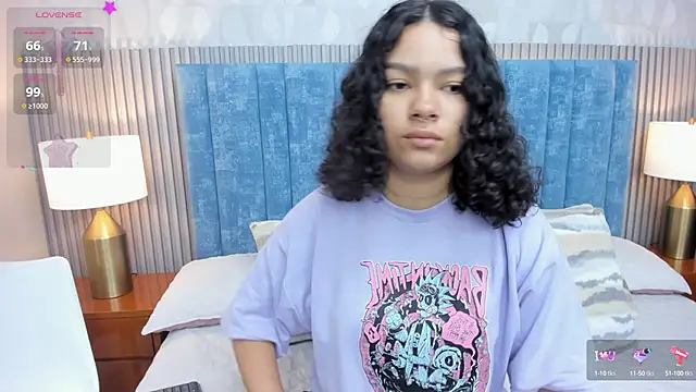 pretty sunlight  online show from October 2025 01:35:01 AM