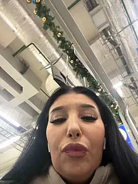 Tisha Busty online show from January 2025 02:52:01 PM