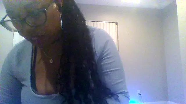 KittyKayla online show from October 2025 05:28:02 AM