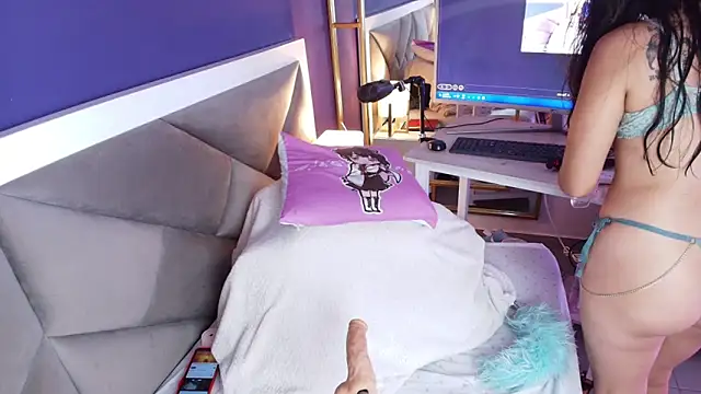 brigiitte rohan online show from October 2025 11:27:02 PM