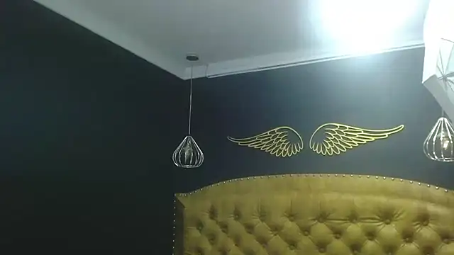 NathaliaSmith3x online show from February 2025 09:32:02 AM