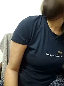 Snapshot of MIss-Naina chatting on March 2025 05:58:02 PM MIss-Naina online show from March 2025 05:58:02 PM