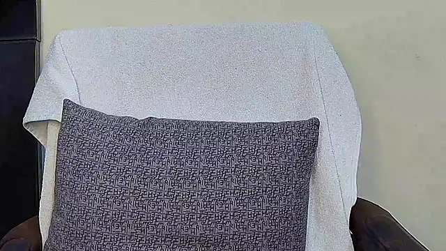 Snapshot of MIss-Naina chatting on October 2025 08:18:02 AM MIss-Naina online show from October 2025 08:18:02 AM