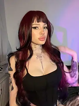 Snapshot of madelinexx chatting on October 2025 09:50:02 PM madelinexx online show from October 2025 09:50:02 PM