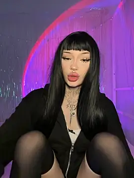 Snapshot of madelinexx chatting on November 2025 10:15:01 AM madelinexx online show from November 2025 10:15:01 AM