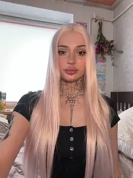 madelinexx online show from June 2026 12:51:02 PM