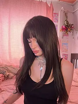 Snapshot of madelinexx chatting on July 2026 07:23:02 AM madelinexx online show from July 2026 07:23:02 AM