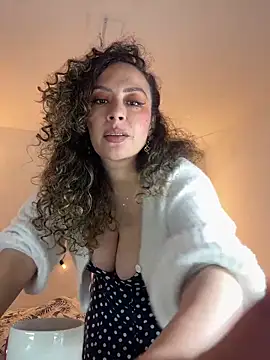 Elizabeth Dupont online show from October 2025 06:42:01 PM