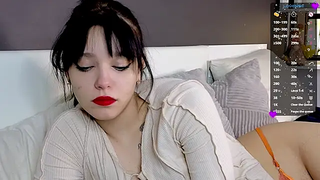 WildaBendell online show from December 2024 07:54:01 PM