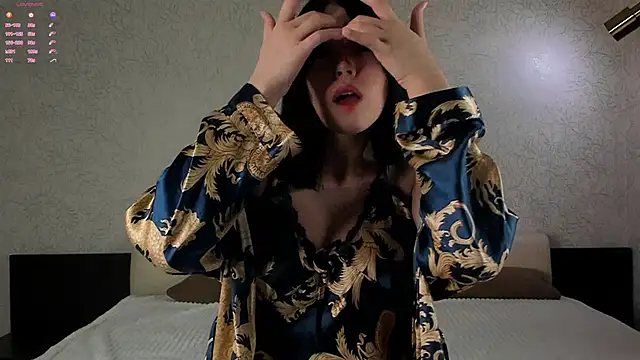 WildaBendell online show from November 2025 11:32:02 AM