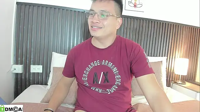 Snapshot of ahntony__69 chatting on May 2026 04:21:02 AM ahntony 69 online show from May 2026 04:21:02 AM