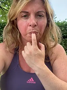 Lombada online show from June 2026 12:33:02 PM