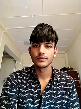 kingkartik7 online show from February 2025 11:28:02 AM