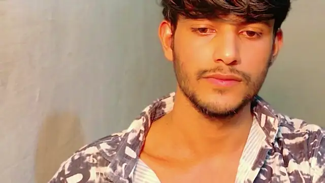 Snapshot of kingkartik7 chatting on February 2026 03:49:02 PM kingkartik7 online show from February 2026 03:49:02 PM