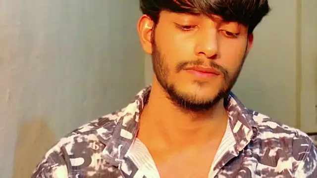 Snapshot of kingkartik7 chatting on February 2026 05:44:01 PM kingkartik7 online show from February 2026 05:44:01 PM