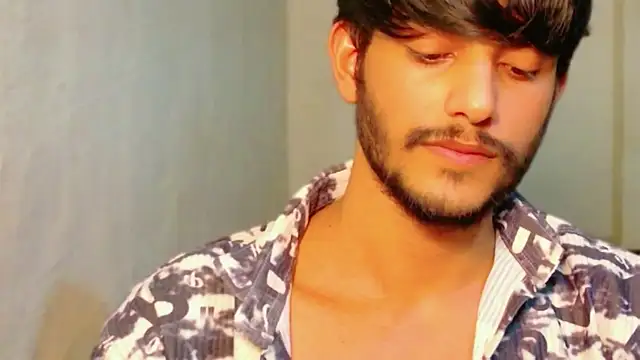 Snapshot of kingkartik7 chatting on February 2026 05:00:01 PM kingkartik7 online show from February 2026 05:00:01 PM