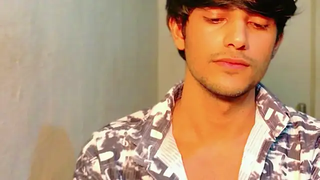 Snapshot of kingkartik7 chatting on April 2026 07:33:02 PM kingkartik7 online show from April 2026 07:33:02 PM