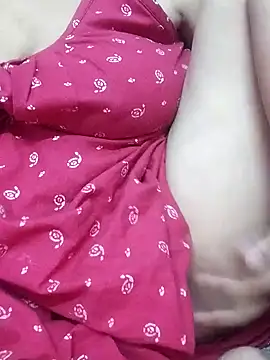 Snapshot of miss-Riy chatting on January 2025 04:24:01 PM miss-Riy online show from January 2025 04:24:01 PM