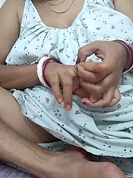 Snapshot of miss-Riy chatting on November 2025 04:21:02 PM miss-Riy online show from November 2025 04:21:02 PM