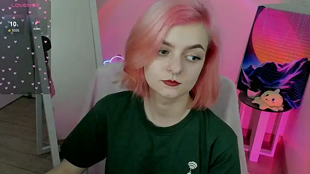 Fire Bestie online show from February 2025 01:38:02 PM