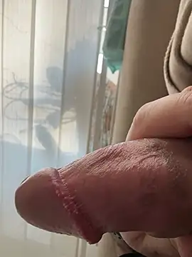 derFickerali online show from February 2025 02:24:01 PM