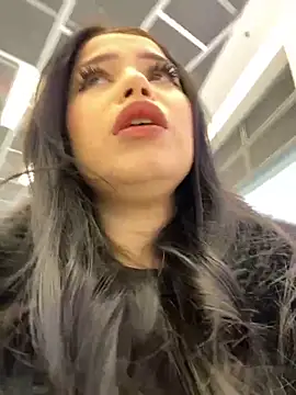 Chloe  Moon online show from December 2024 11:43:02 AM