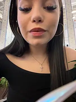 Chloe  Moon online show from January 2025 01:47:01 PM