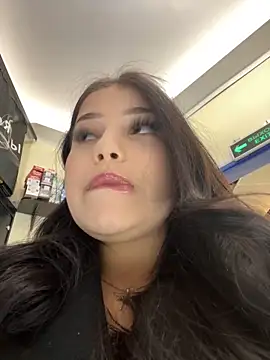 Chloe  Moon online show from March 2025 11:05:01 AM