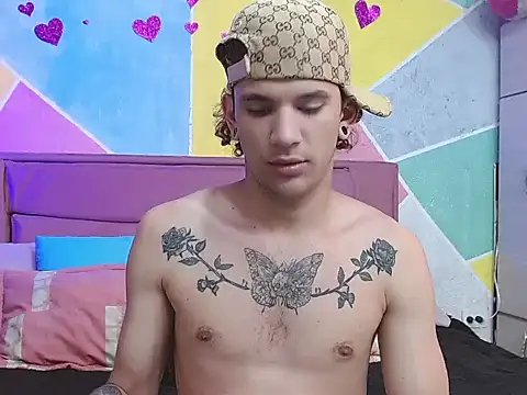 tylor boy online show from September 2025 03:52:01 AM