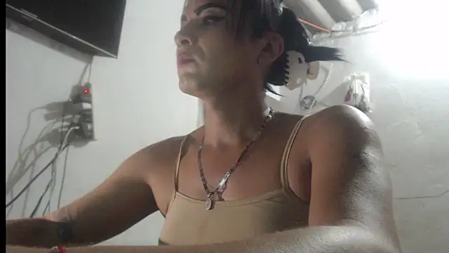 Analiasmith89 online show from April 2026 07:26:02 PM