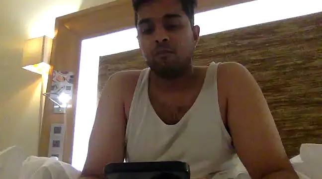 xavier2177 online show from December 2024 06:54:02 PM