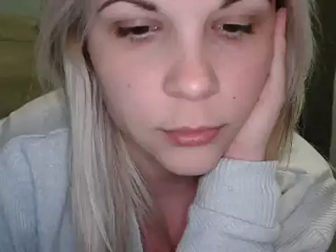 LaRa forU online show from December 2024 12:56:01 AM