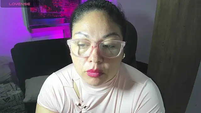 Snapshot of jessicarabbit_1 chatting on May 2026 11:23:04 PM jessicarabbit 1 online show from May 2026 11:23:04 PM