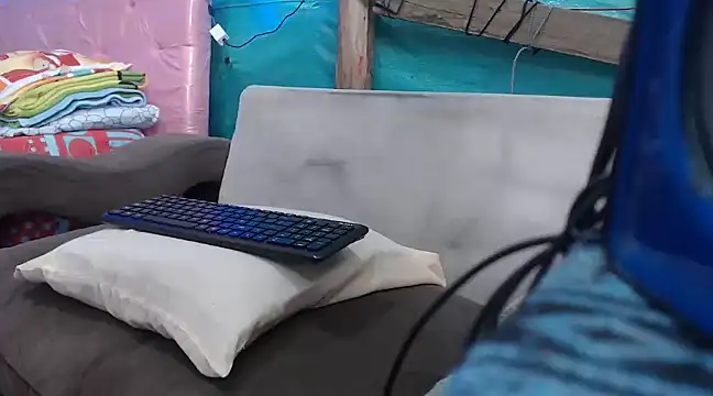 mom son dirty online show from February 2025 03:04:02 PM