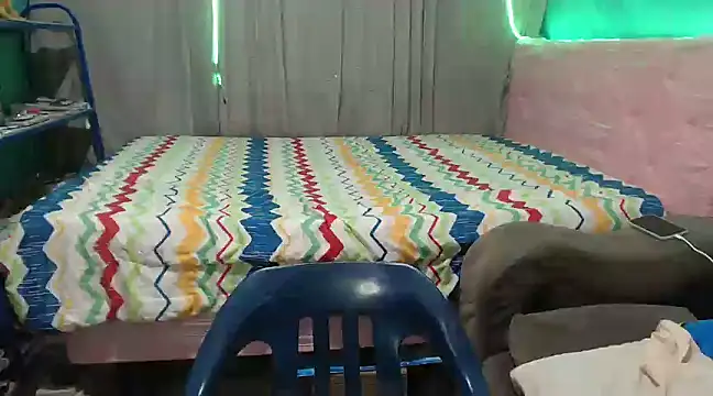 mom son dirty online show from March 2025 10:05:02 PM