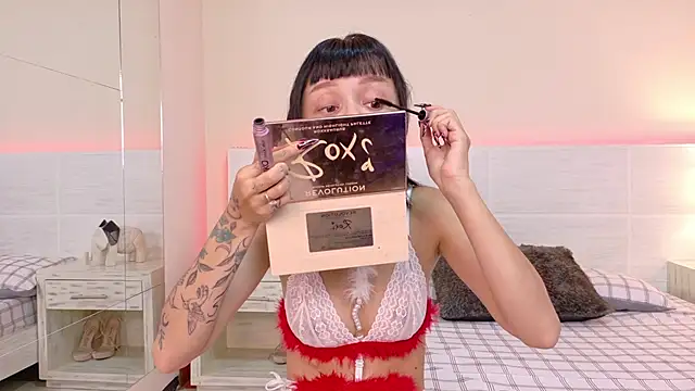 Snapshot of MARCUS_AND_HIKARY chatting on February 2025 08:59:02 PM MARCUS AND HIKARY online show from February 2025 08:59:02 PM